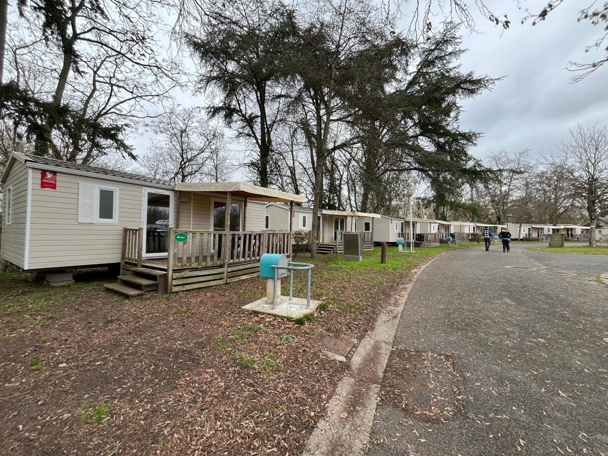 Camping De Bourges Exterior photo